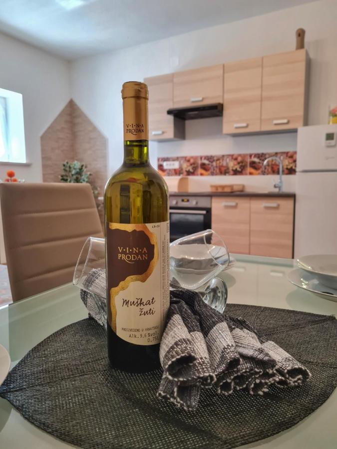 Apartman Goga With Pool And Jacuzzi Labin (Istria) Exterior foto